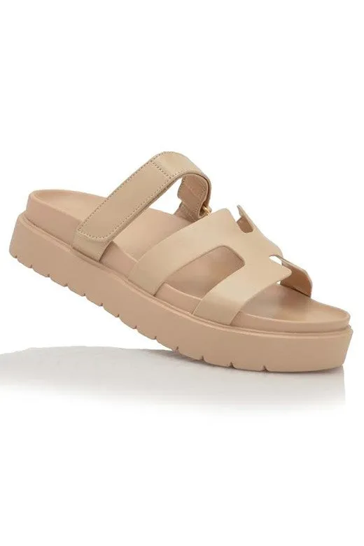 Alyssa Sandal