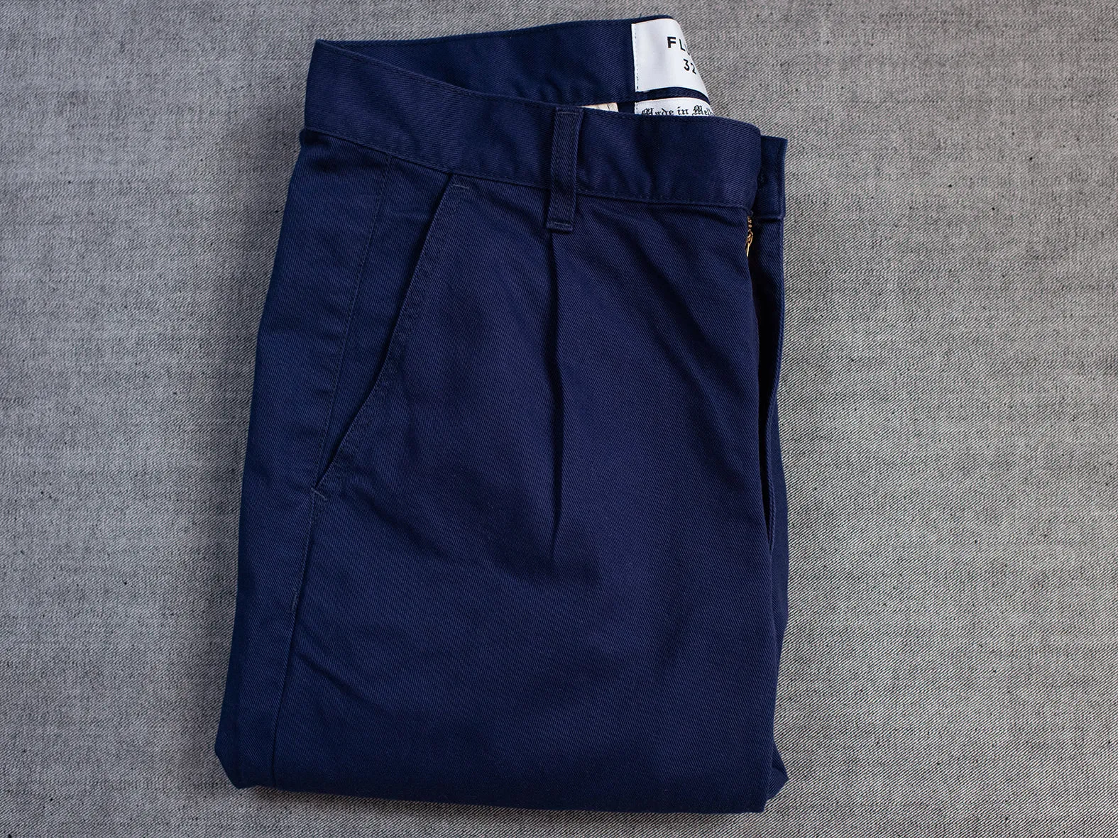 COURTLAND. LOOSE PANT. NAVY