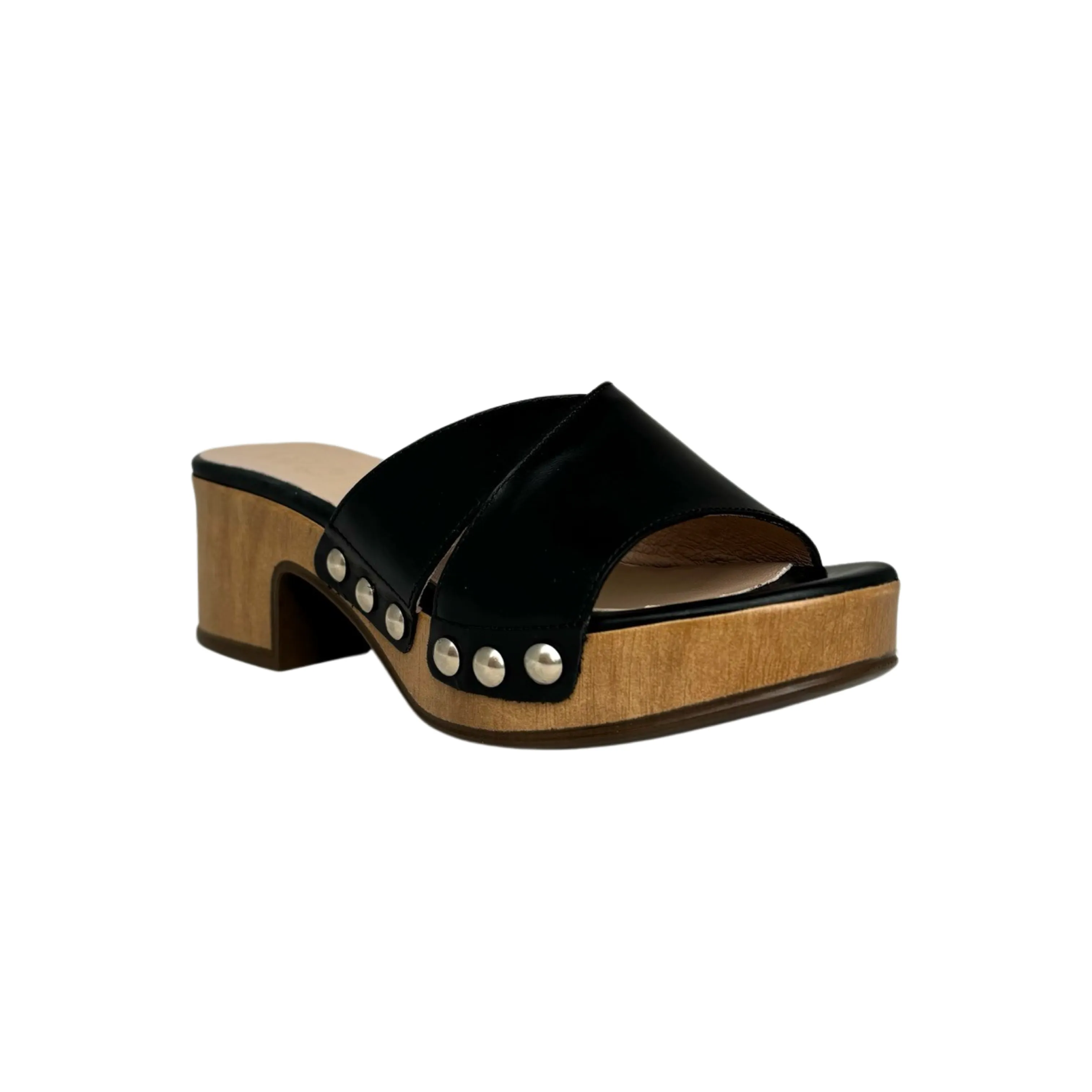 D8831 Black Clog Sandal