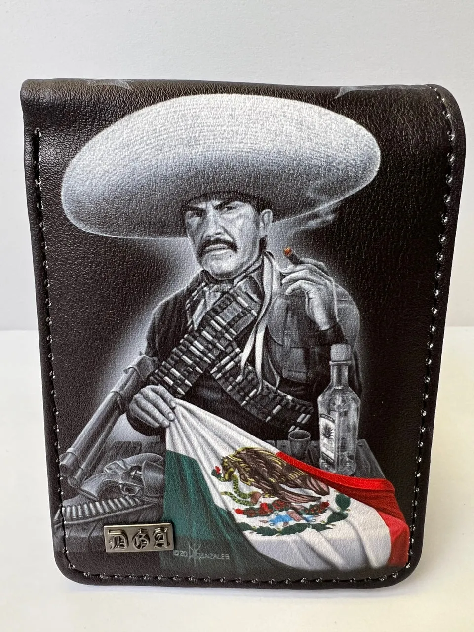 DGA Revolucion Wallet