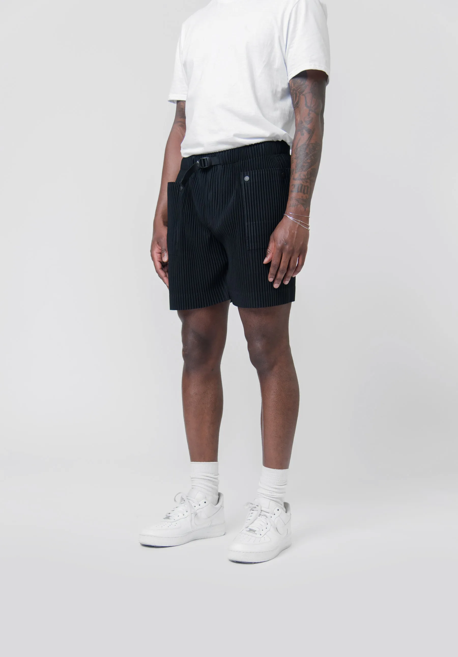 Flip Pleated Short Black JF174-15