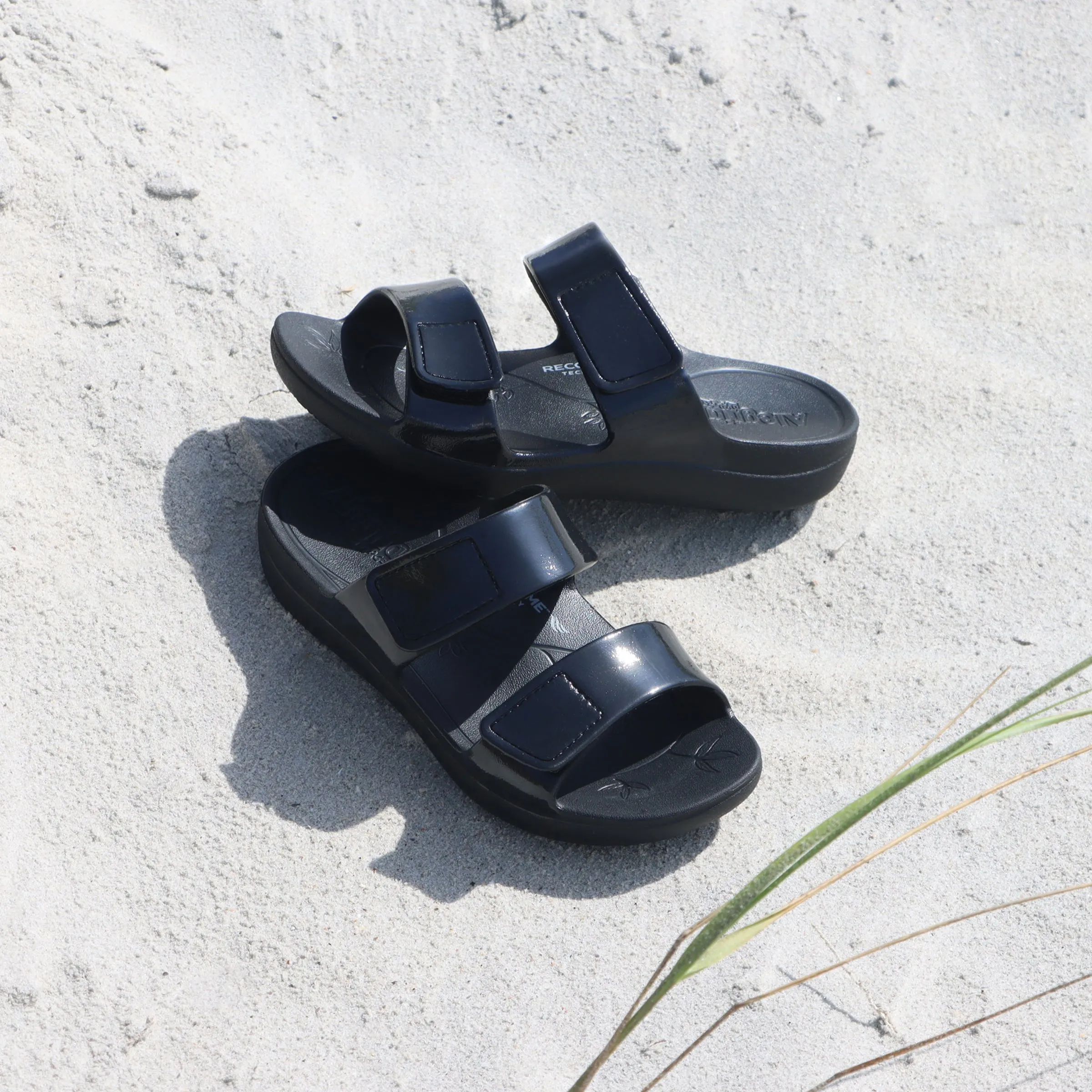 Orbyt Black Gloss Sandal