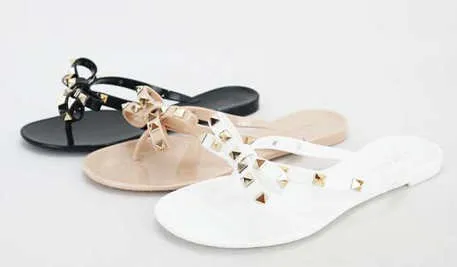 Women's Studded Jelly Sandal In White